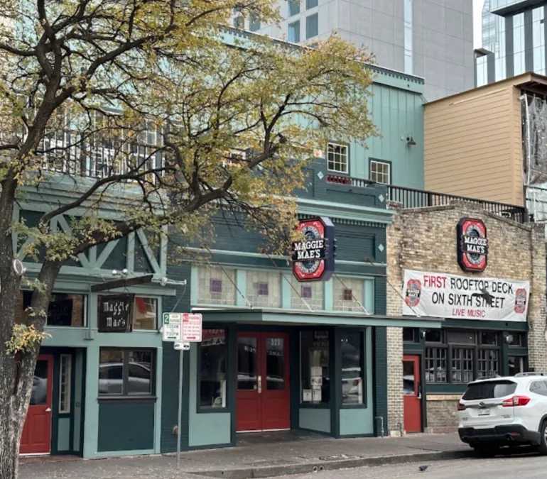 Maggie Mae's Concert Hall