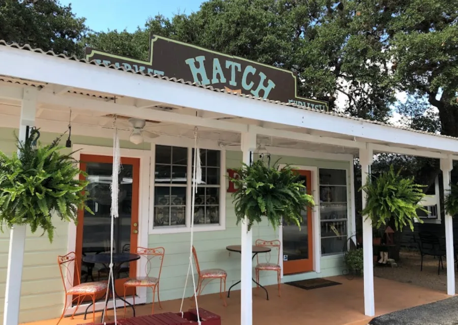 Hatch Cafe & Bistro