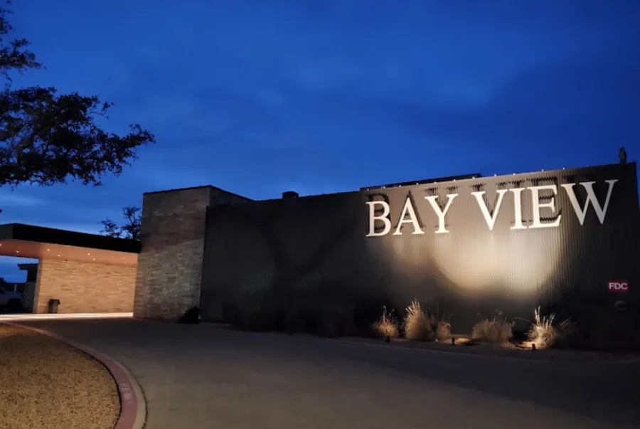 Bay View Restaurant & Bar