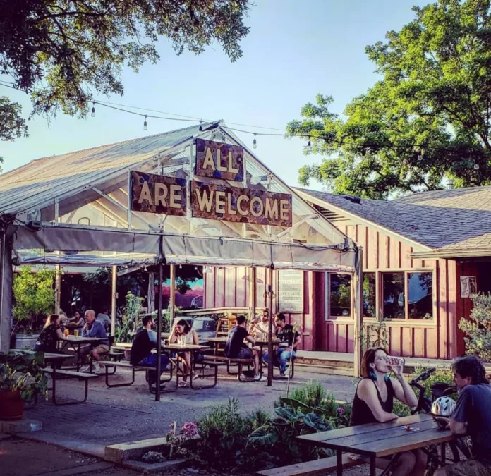 Radio Coffee & Beer