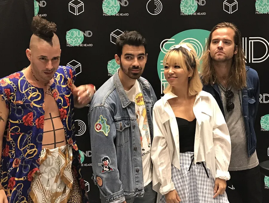 DNCE