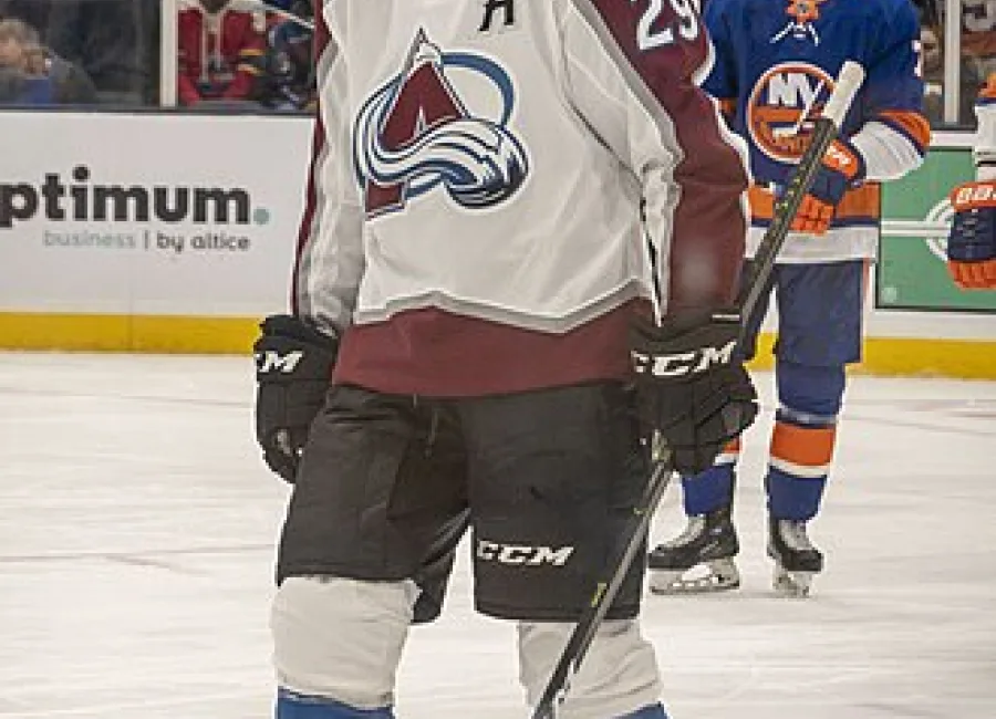 Nathan MacKinnon