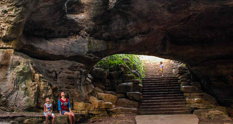 Longhorn Cavern